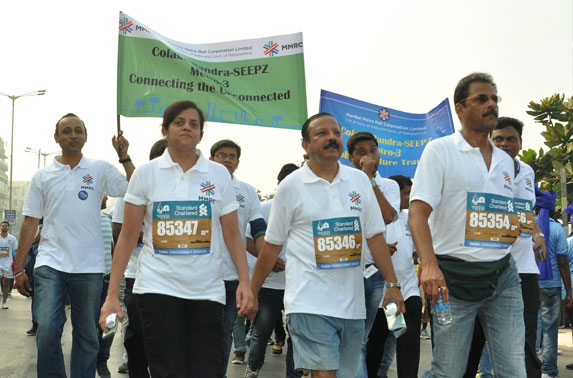 MD, MMRC & Team keeping up the pace with other runners.