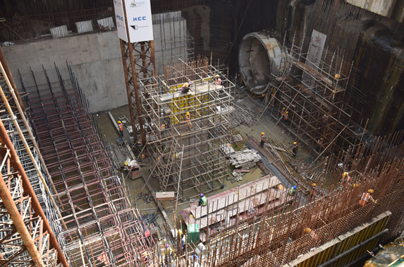 Mumbai Central- Column Shuttering, head wall reinforcement work and Concourse staging work in progress